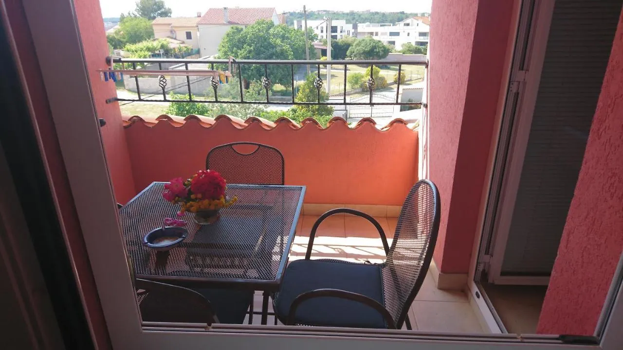 Apartments Volme Banjole 0*,